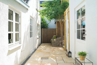 Charming 1-bedroom villa with private sauna, beach and seaview
