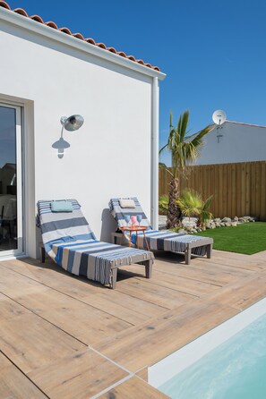 Piscina externa, piscina aquecida