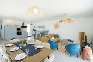 Interior - Villa Celestine - Ile d'Oléron - 6 pers - swimming pool (Saint-Denis-d'Oléron)