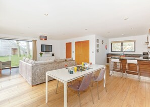 Interior - 1 bedroom accommodation in Pocklington, York (Pocklington, York)