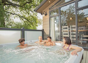 Unclassified image, 3 of 16, button