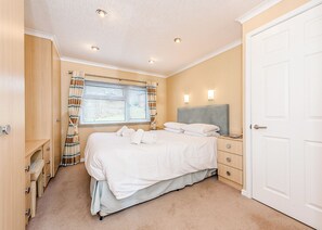 2 bedrooms, wheelchair access