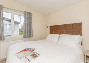2 bedrooms