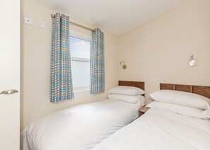 2 bedrooms