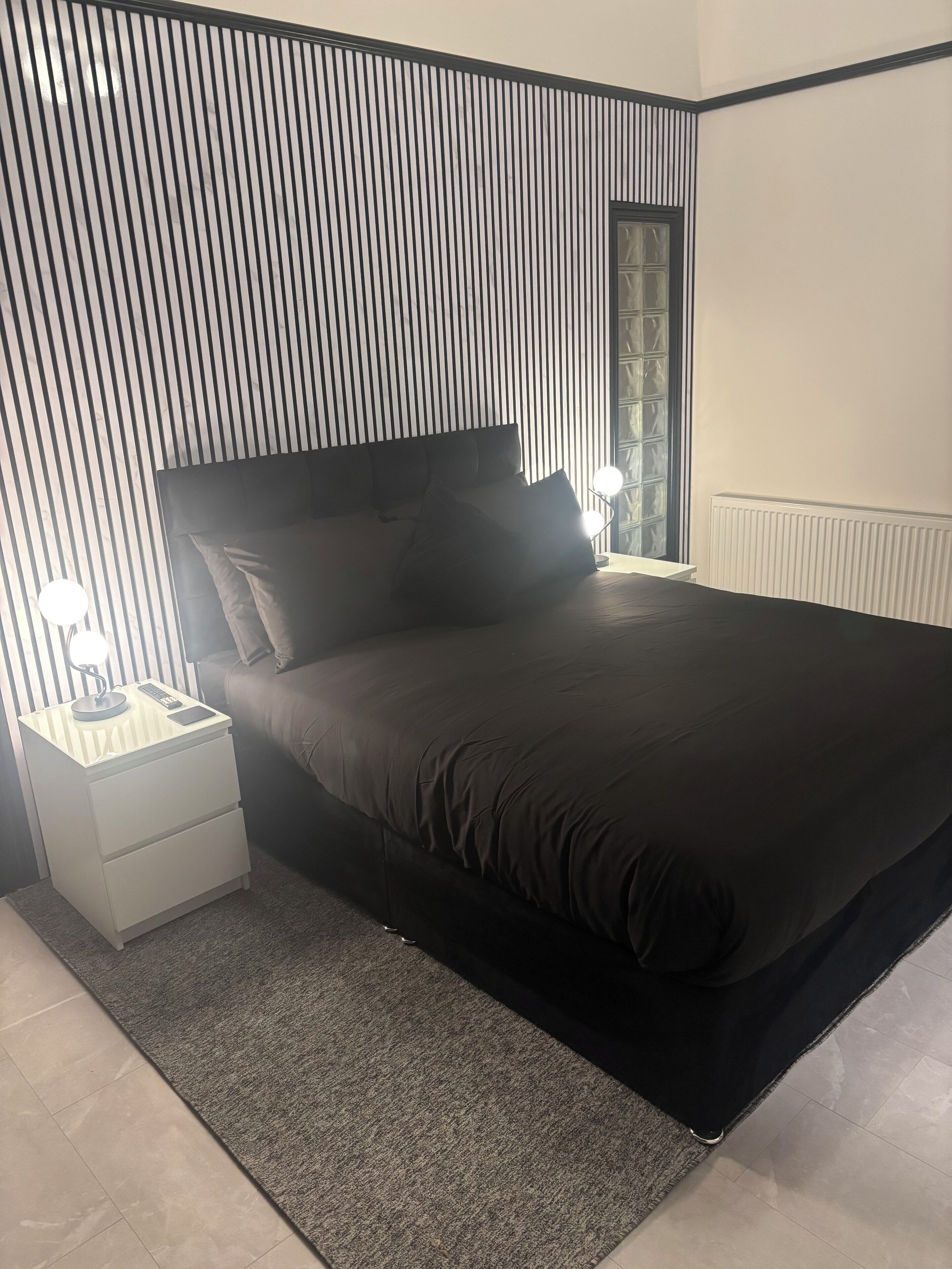 Deluxe Apartment | Individually decorated, desk, iron/ironing board, free WiFi