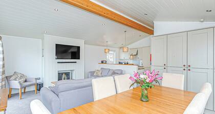 4 bedroom accommodation in Talacre, Holywell