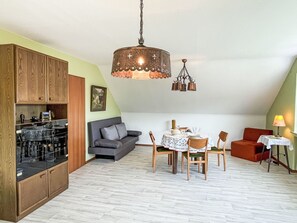 TV - Weinbergblick by Interhome (Vogtsburg)