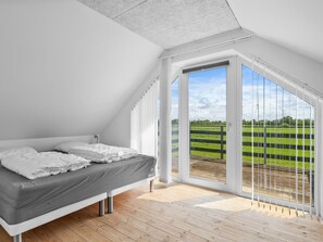 4 bedrooms, internet