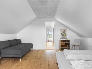 4 bedrooms, internet