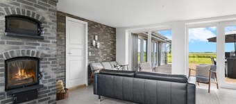 "Ung" - 460m from the sea by Interhome