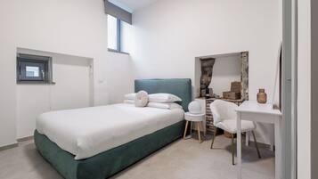 Deluxe-Doppelzimmer, eigenes Bad, Stadtblick