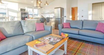 Stunning luxury lodge.