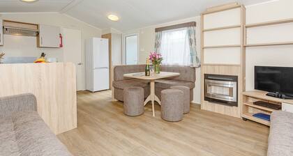 3 bedroom accommodation in Talacre, Holywell