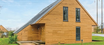 4 bedroom accommodation in Pocklington, York