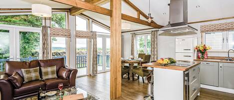 Refrigerador, horno, placa de cocina, lavavajillas