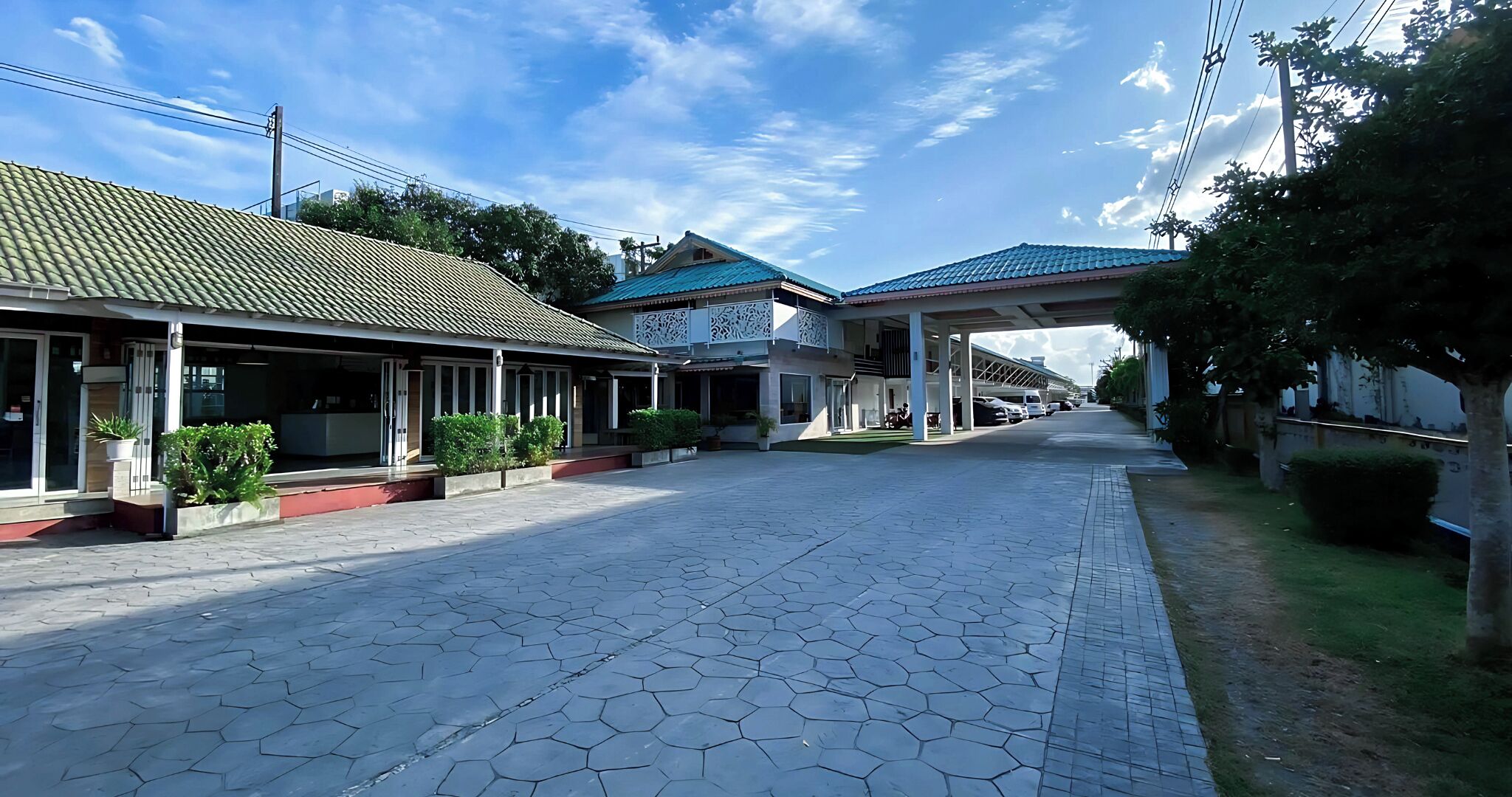 บริเวณภายนอก