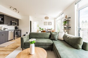 Télévision, chaîne hi-fi