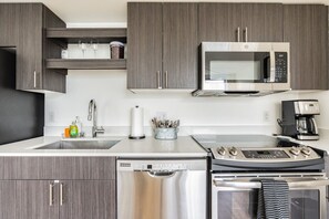 Fridge, microwave, oven, dishwasher