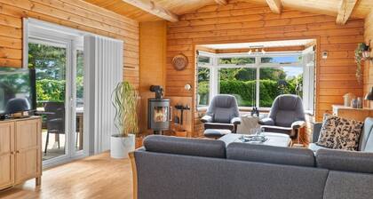 "Swipdagh" - 150m from the sea by Interhome