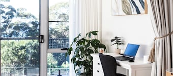 Austinmer Bush to Beach Retreat | EV Charger | Stylish & Serene