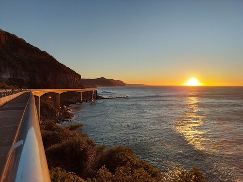 Austinmer Bush to Beach Retreat | EV Charger | Stylish & Serene