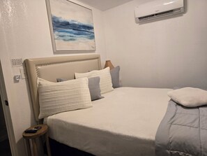1 dormitorio, escritorio, wifi y ropa de cama
