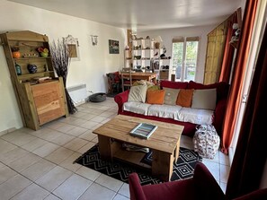 TV connectée, cheminée
