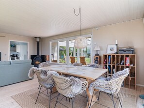 Dining - "Nis" - 250m from the sea by Interhome (Brenderup Fyn)