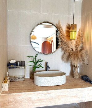 Family Twin Room, 2 Bedrooms, Sea View, Beachfront | Bathroom - Koh Rong New Beach Resort (Koh Rong)