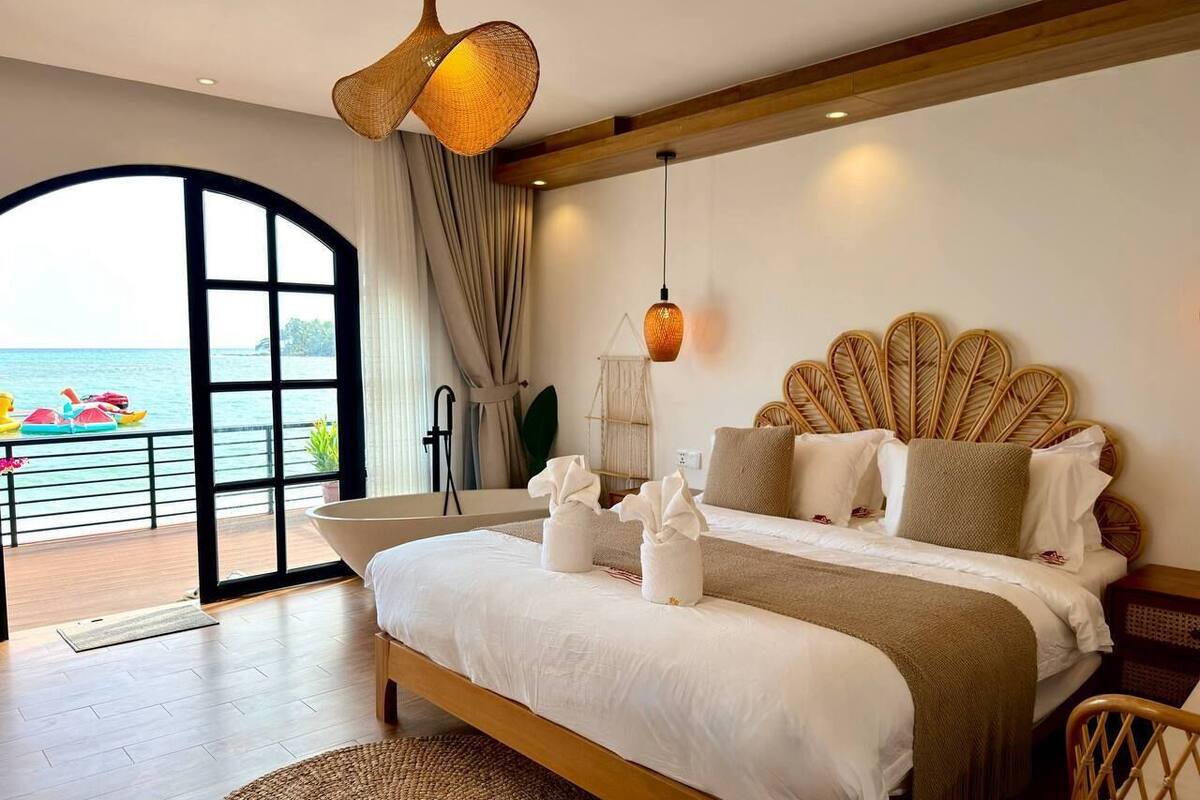 Executive Twin Room, 2 Bedrooms, Sea View, Beachfront