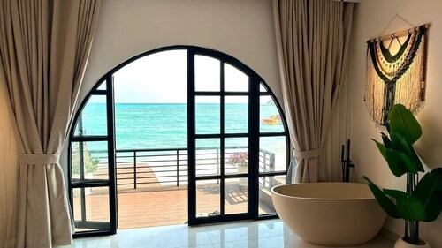 Koh Rong New Beach Resort