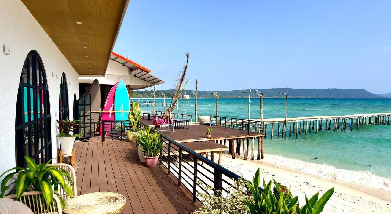 Tomannsrom – familie, 2 soverom, sjøutsikt, ved strandkanten | Terrasse/patio