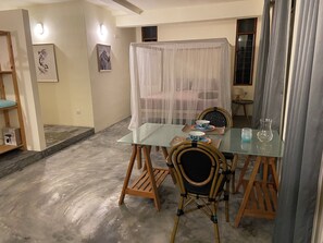 1 quarto, ferros/tábuas de passar roupa, Wi-Fi, roupa de cama