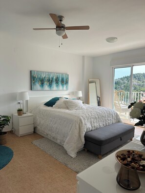 3 bedrooms, iron/ironing board, travel crib, free WiFi