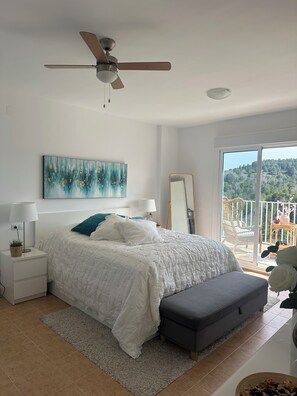 3 bedrooms, iron/ironing board, travel cot, free WiFi