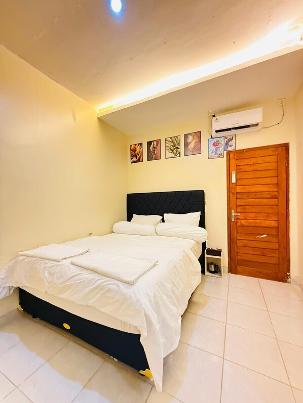 1 bedroom, WiFi, bed sheets