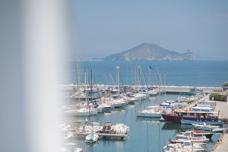 Exterior. Aria Rooms