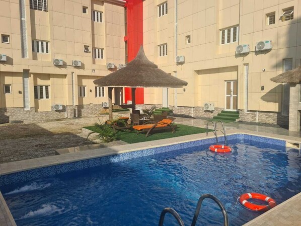 Outdoor pool - FOUNTAIN HILTON HOTELS (Abakaliki)