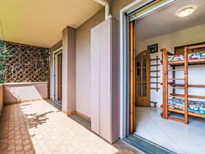 Terrace/patio - Nice apartment for 8 guests with WIFI, A/C, TV, balcony and pets allowed (Cecina)