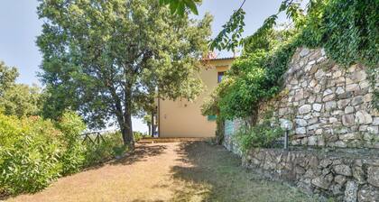 Stunning villa for 5 people with private pool, terrace and pets allowed