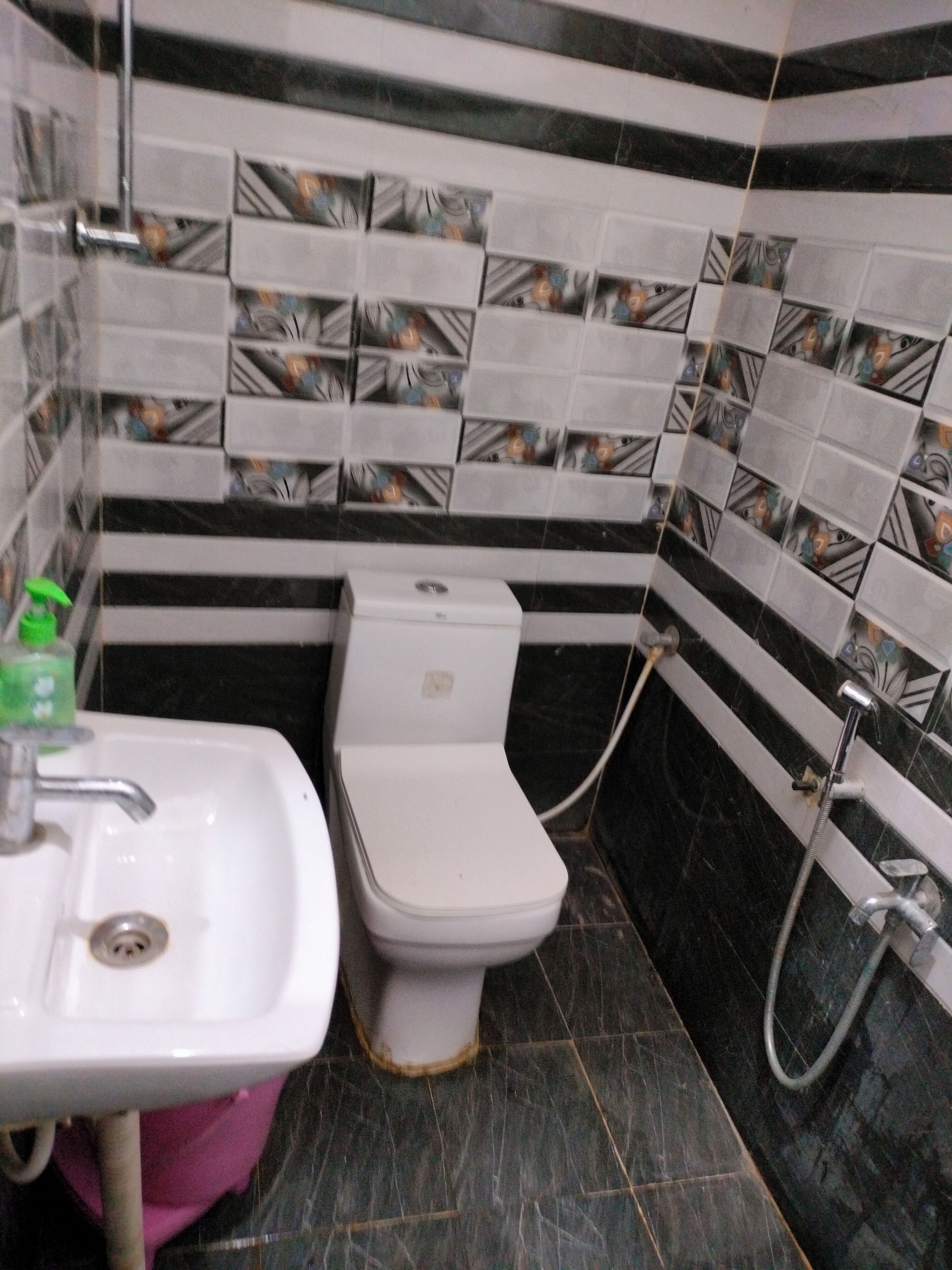 淋浴設備、免費盥洗用品、毛巾、肥皂