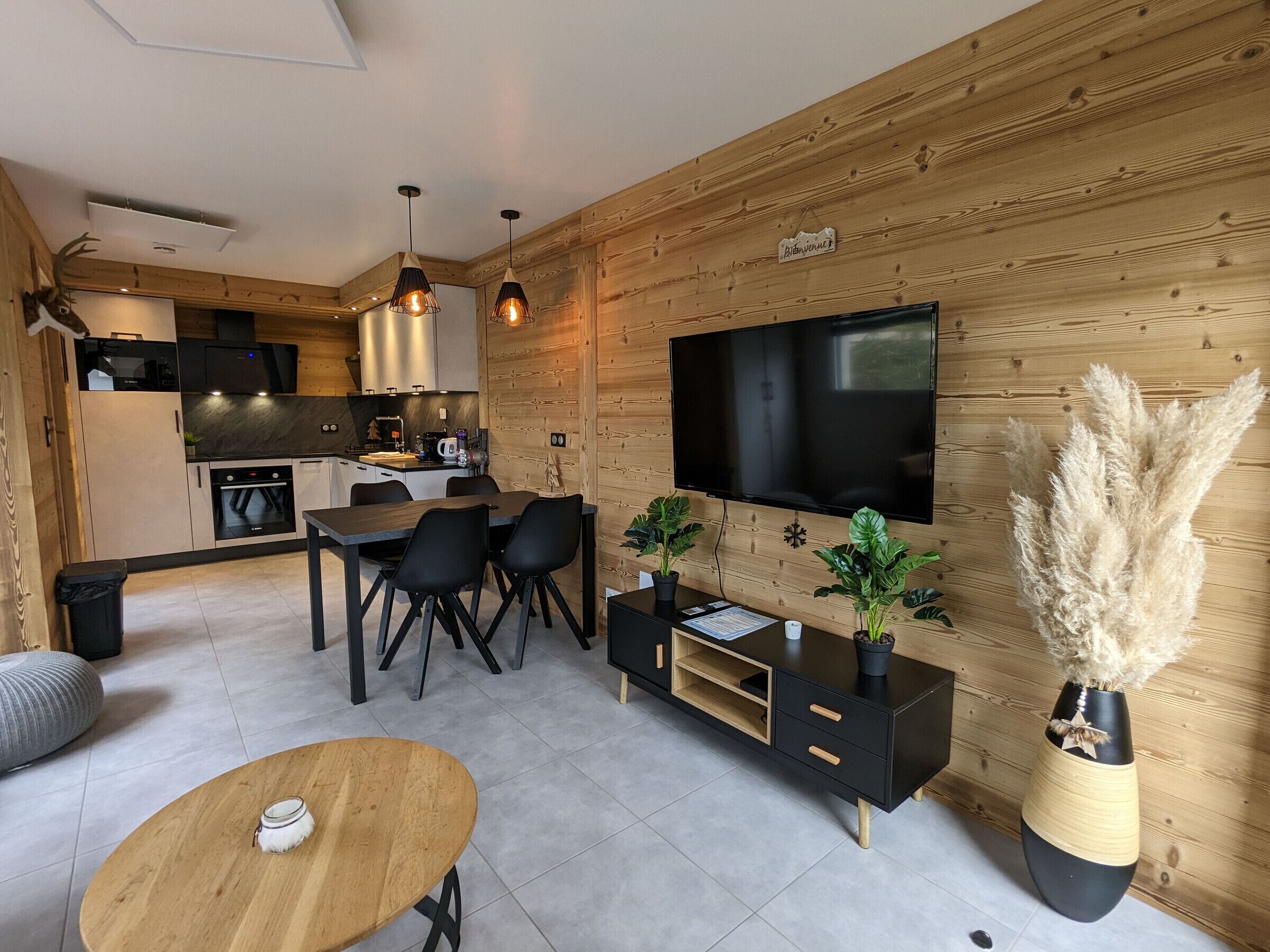 Fridge, microwave, dishwasher