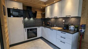 Fridge, microwave, dishwasher