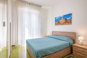 2 chambres, fer et planche à repasser, Wi-Fi, literie fournie