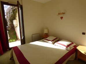 3 bedrooms