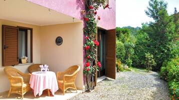 Mặt tiền nơi lưu trú