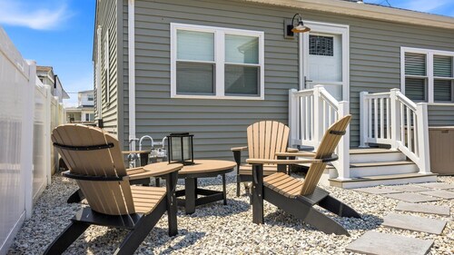 NEW! Modern 2BR Cottage in WW Crest - Sleeps 6