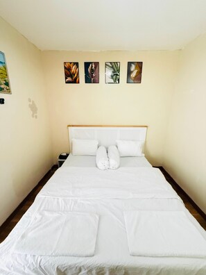 1 bedroom, WiFi, bed sheets - Home Stay In Bali (Bali)