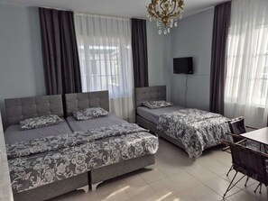 Basic Triple Room, Courtyard View