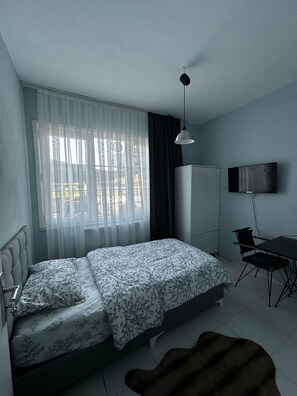 Basic-Zweibettzimmer, Gartenblick | Kostenloses WLAN